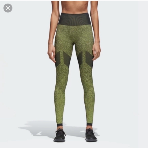 🌟NEW🌟 Adidas - Picture 2 of 8